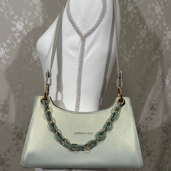 Cahres & Heka Mint Green Chain Strap Mini Handbag - Picture 1 of 5
